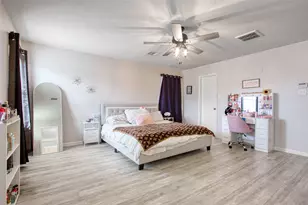 2666 Skyview Downs Dr, Houston, TX 77047 - Photo 13