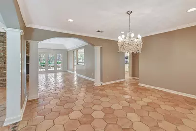 16002 Koenig Lane, Conroe, TX 77384 - Photo 9