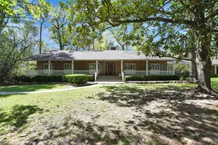 16002 Koenig Ln, Conroe, TX 77384 - Photo 5