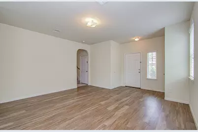 10335 Solitude Way, Houston, TX 77044 - Photo 5