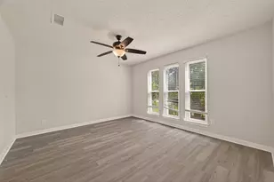 14507 Ravenhurst Ln, Houston, TX 77070 - Photo 37