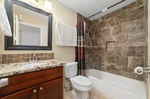 12730 Palm Desert Ln, Houston, TX 77099 - Photo 21