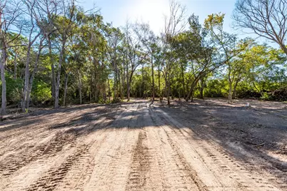 225 Foster Street, Alvin, TX 77511 - Photo 21