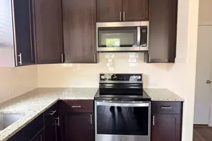 1829 T H Johnson Dr, Taylor, TX 76574 - Photo 5