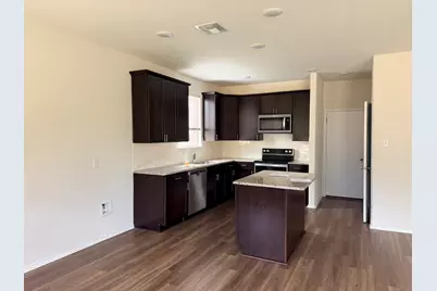 1829 T H Johnson Drive, Taylor, TX 76574 - Photo 3