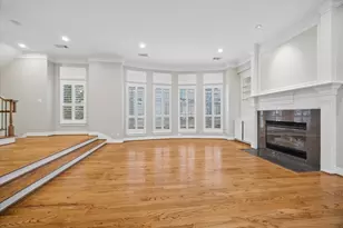 2931 Brompton Square Dr, Houston, TX 77025 - Photo 11