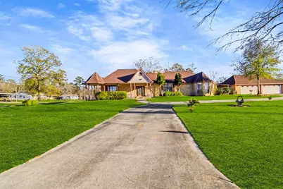 195 Lakeview Harbor, Onalaska, TX 77360 - Photo 5