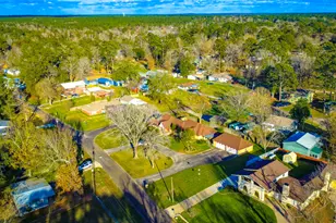 195 Lakeview Harbor, Onalaska, TX 77360 - Photo 31