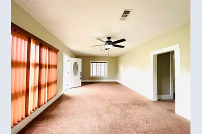 229 E Saunders Street, League City, TX 77573 - Photo 5