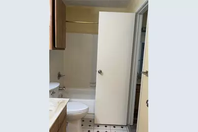 3919 Fairmont Pkwy Parkway #200, Pasadena, TX 77504 - Photo 5