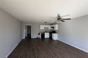 2409 Hodges St, Baytown, TX 77521 - Photo 3