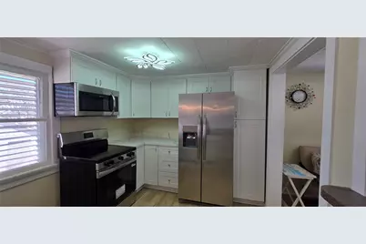 3322 Ave R 1/2 Avenue, Galveston, TX 77550 - Photo 29