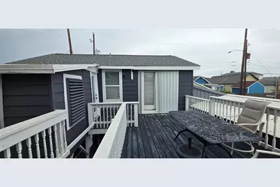 3322 Ave R 1/2 Avenue, Galveston, TX 77550 - Photo 35