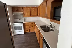 706 Rockdale Rd, Rockdale, TX 76567 - Photo 3