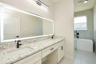 850 Lucky St, Houston, TX 77088 - Photo 17