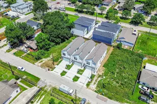 850 Lucky St, Houston, TX 77088 - Photo 5