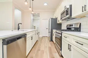 850 Lucky St, Houston, TX 77088 - Photo 11