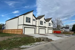 850 Lucky St, Houston, TX 77088 - Photo 5