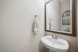 323 Biltmore Loop, Montgomery, TX 77316 - Photo 13
