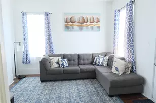 2310 33rd St, Galveston, TX 77550 - Photo 5