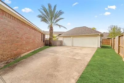 4505 Spring Iris Court, League City, TX 77573 - Photo 25