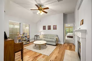 4505 Spring Iris Ct, League City, TX 77573 - Photo 15