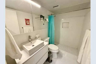 3600 Montrose Boulevard #207, Houston, TX 77006 - Photo 21
