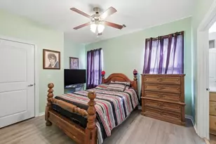 1050 Ave C, Beaumont, TX 77701 - Photo 17