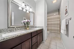 2001 Bering Dr, Houston, TX 77057 - Photo 7
