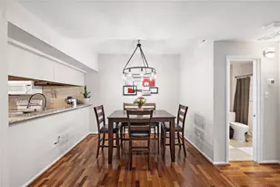2001 Bering Dr, Houston, TX 77057 - Photo 3