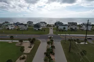 18103 Shaman Dr, Galveston, TX 77554 - Photo 47