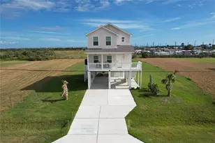 18103 Shaman Dr, Galveston, TX 77554 - Photo 41