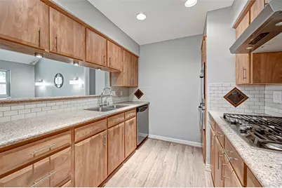 5806 Chrystell Lane, Houston, TX 77092 - Photo 7