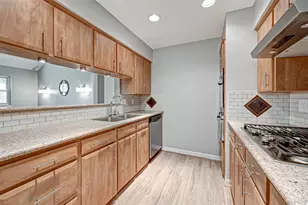 5806 Chrystell Ln, Houston, TX 77092 - Photo 7