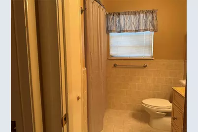 203 E Thornton Road, Houston, TX 77022 - Photo 15