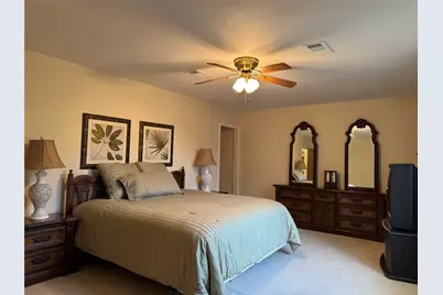 203 E Thornton Road, Houston, TX 77022 - Photo 11