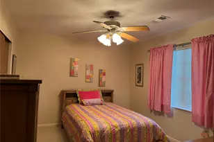 203 E Thornton Rd, Houston, TX 77022 - Photo 13