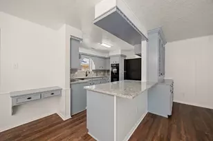 7231 Ridge Oak Dr, Houston, TX 77088 - Photo 13