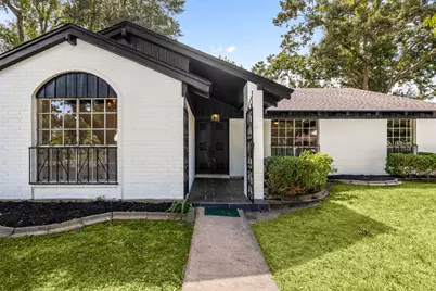7231 Ridge Oak Drive, Houston, TX 77088 - Photo 3