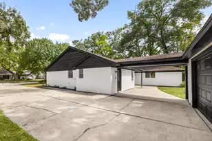 7231 Ridge Oak Dr, Houston, TX 77088 - Photo 27
