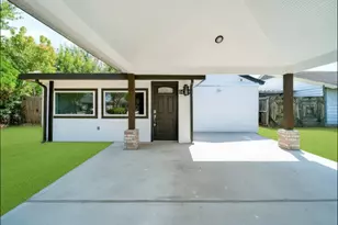 5010 Malmedy Rd, Houston, TX 77033 - Photo 1