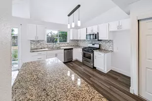 5010 Malmedy Rd, Houston, TX 77033 - Photo 15