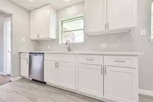 9631 Bundy Ln, Houston, TX 77080 - Photo 3