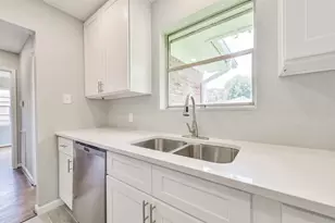 9631 Bundy Ln, Houston, TX 77080 - Photo 9