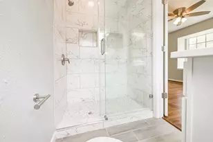 9631 Bundy Ln, Houston, TX 77080 - Photo 19