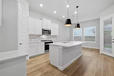 719 Sandy Bay Lane, Kemah, TX 77565 - Photo 1