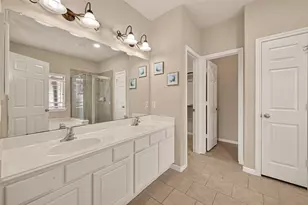 13719 Saxony Dr, Sugar Land, TX 77498 - Photo 25