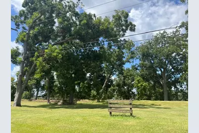 1131 Bronco Trail, Angleton, TX 77515 - Photo 9