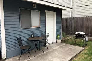 317 W 26th St, Houston, TX 77008 - Photo 11