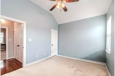 1828 Woodbend Village Court, Houston, TX 77055 - Photo 31